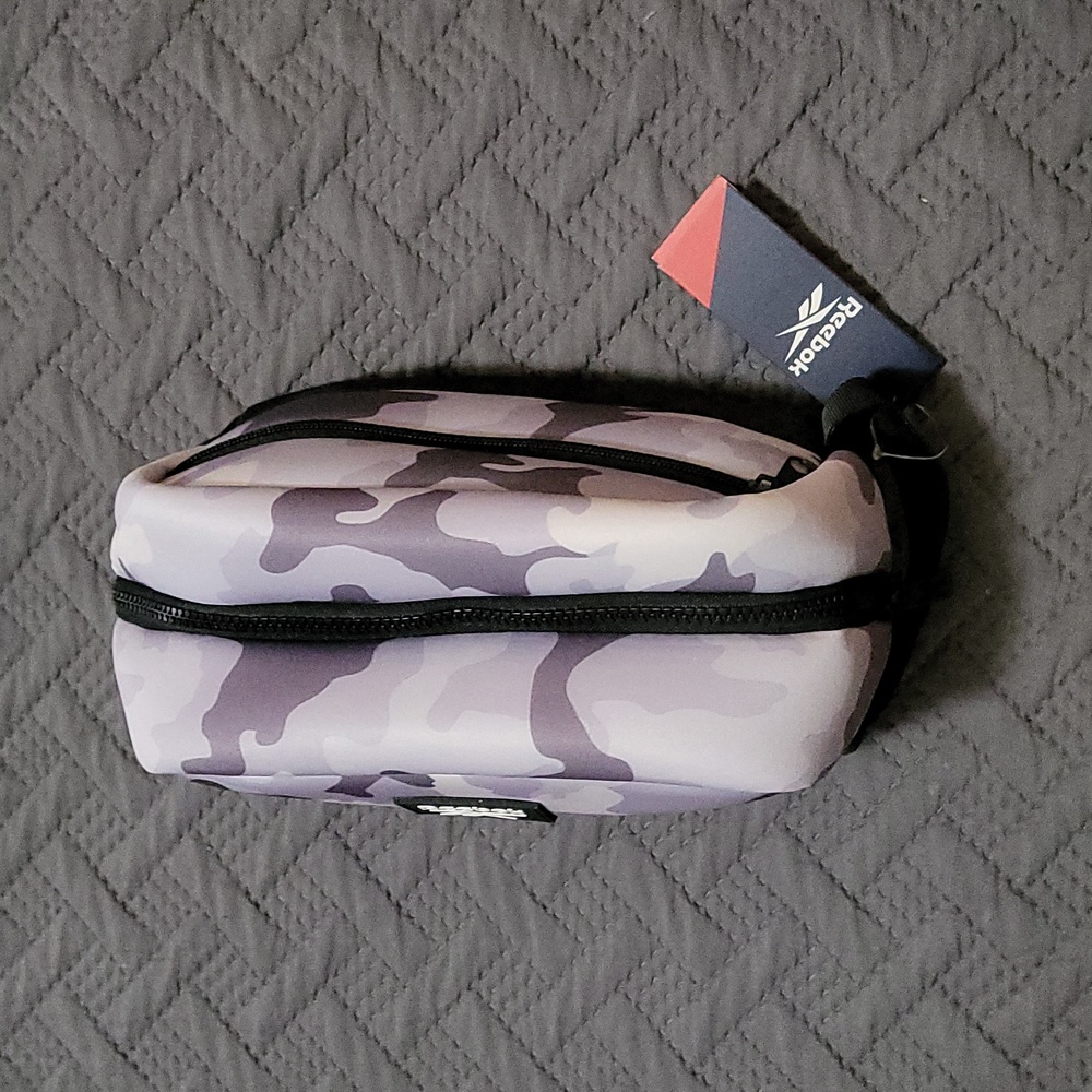 Reebok Dopp Kit - Picture 3 of 8